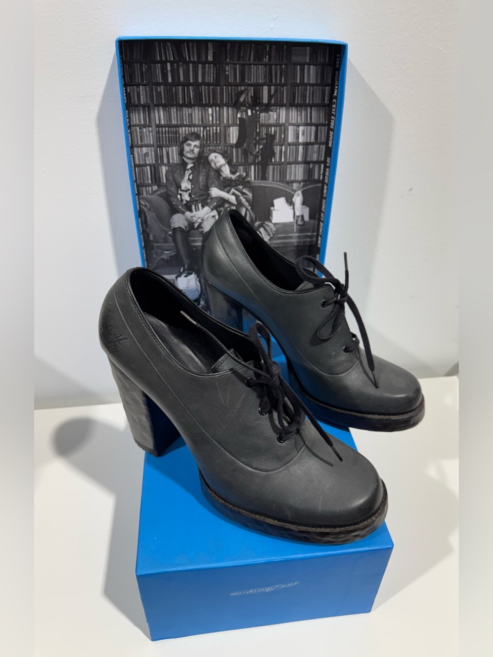 John Fluevog Leather Lace-Up Chunky Platform Heels .. new in box never worn . - Picture 4 of 9